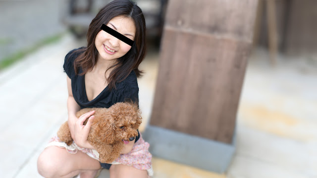 10musume 100324_01 借爱犬之名街头搭讪,诱捕到娇嫩萌妹任我玩弄!
