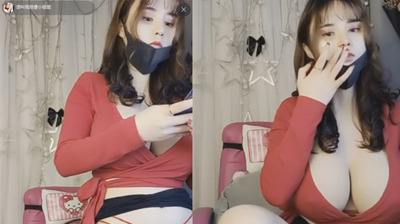 骚气主播深夜自慰直播,蜜穴湿透求哥哥疼爱!